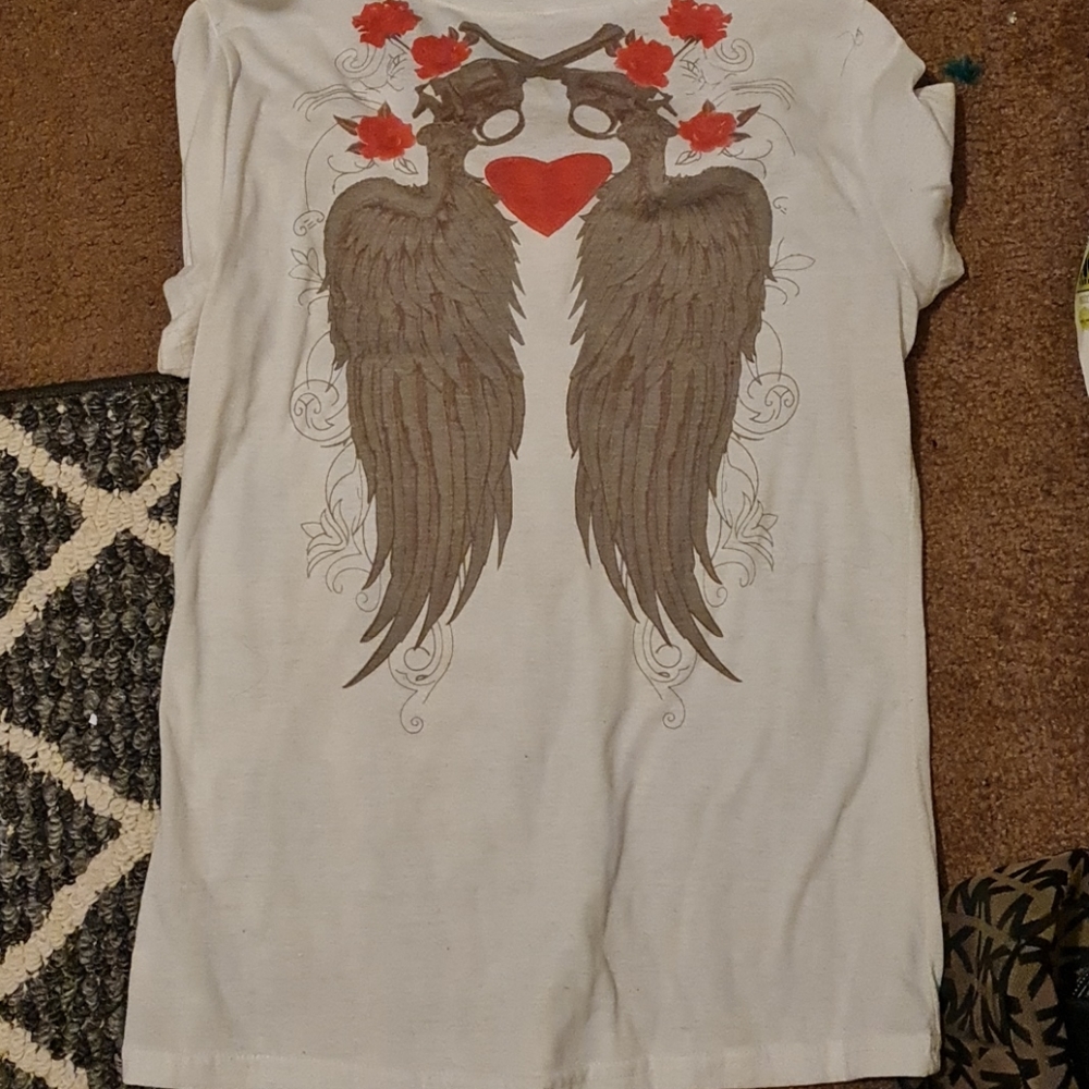 V nck shirt